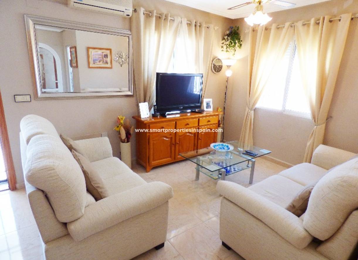 Wederverkoop - Semi Detached House - La Marina - Urbanización La Marina