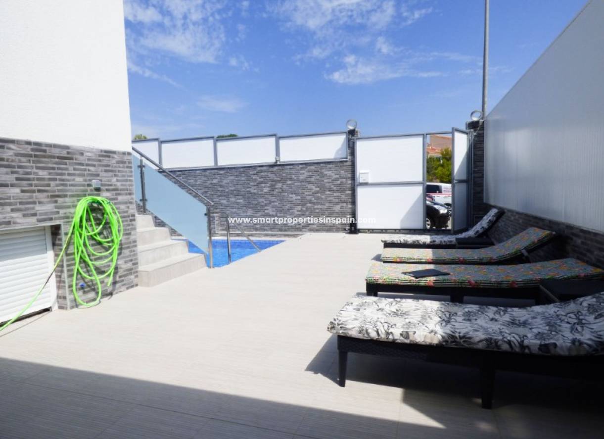 Wederverkoop - Semi Detached House - La Marina - Urbanización La Marina