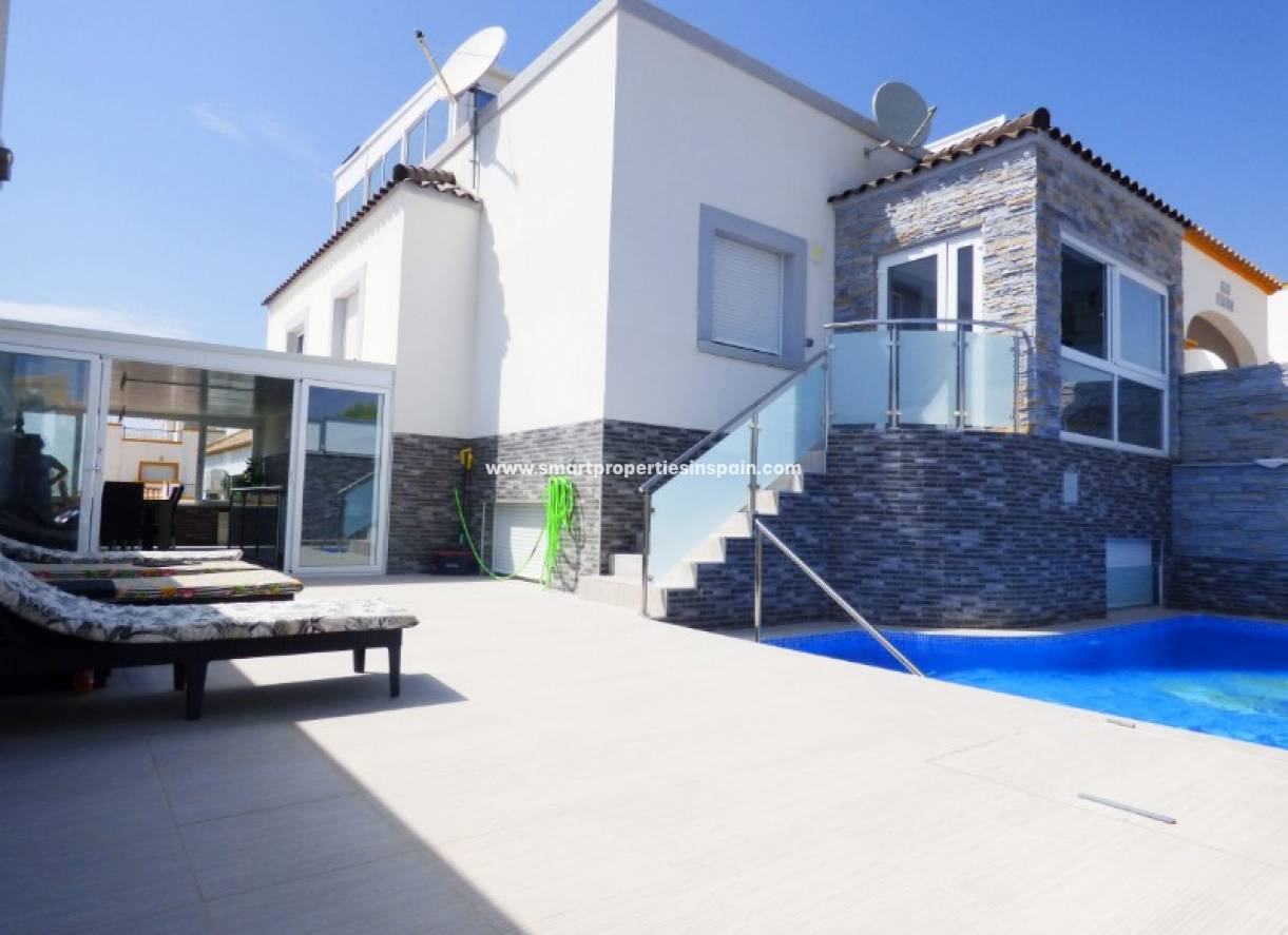 Wederverkoop - Semi Detached House - La Marina - Urbanización La Marina