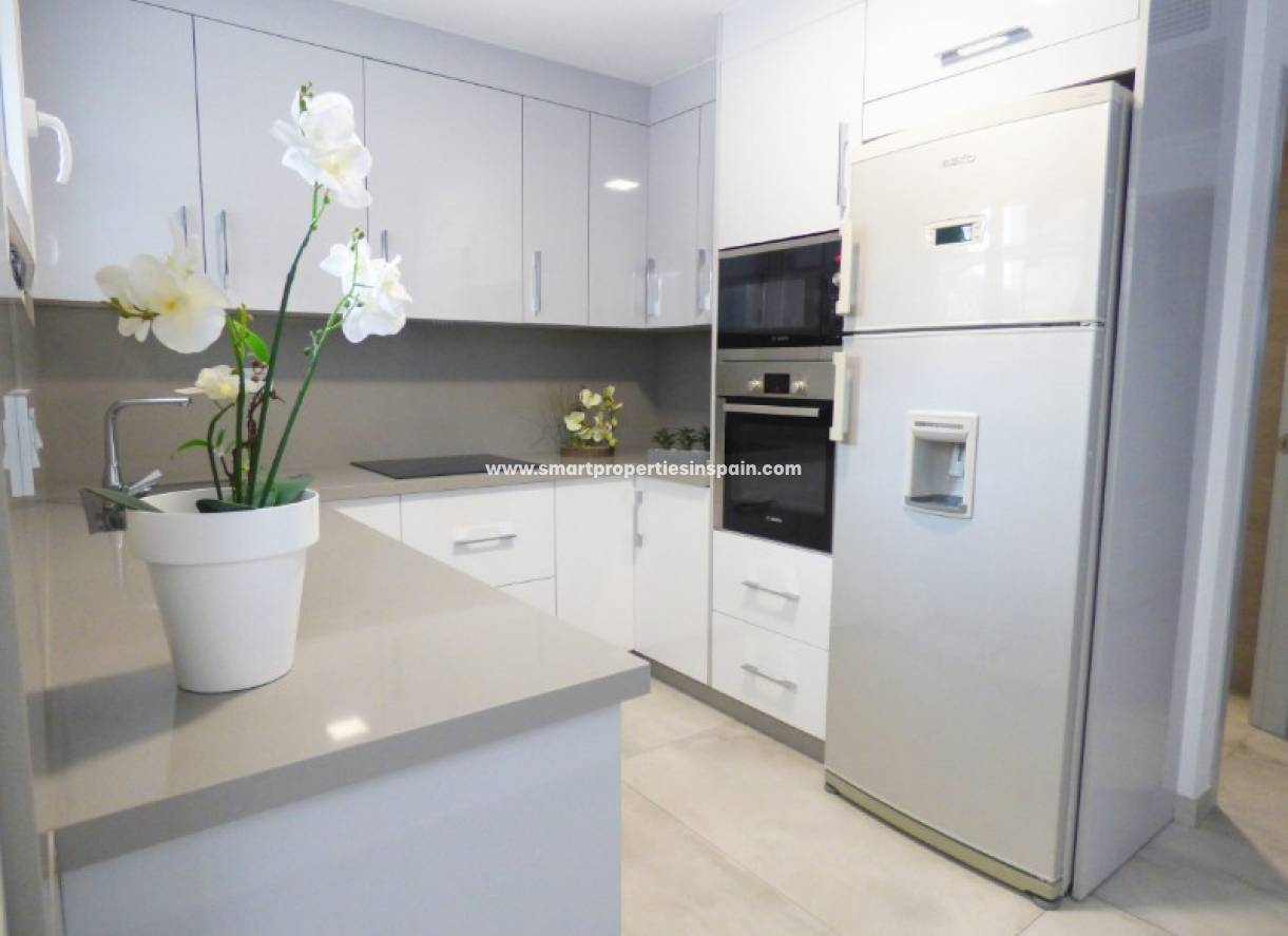 Wederverkoop - Semi Detached House - La Marina - Urbanización La Marina