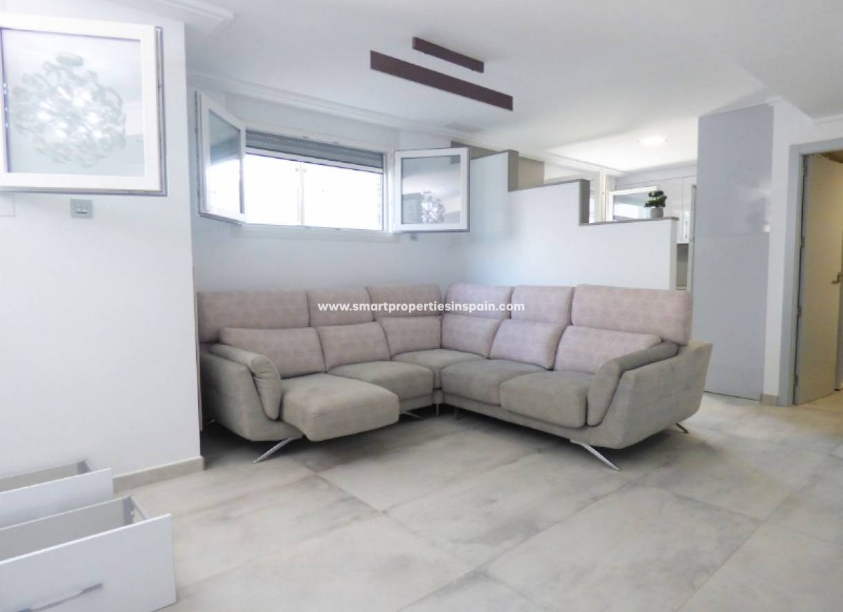 Wederverkoop - Semi Detached House - La Marina - Urbanización La Marina