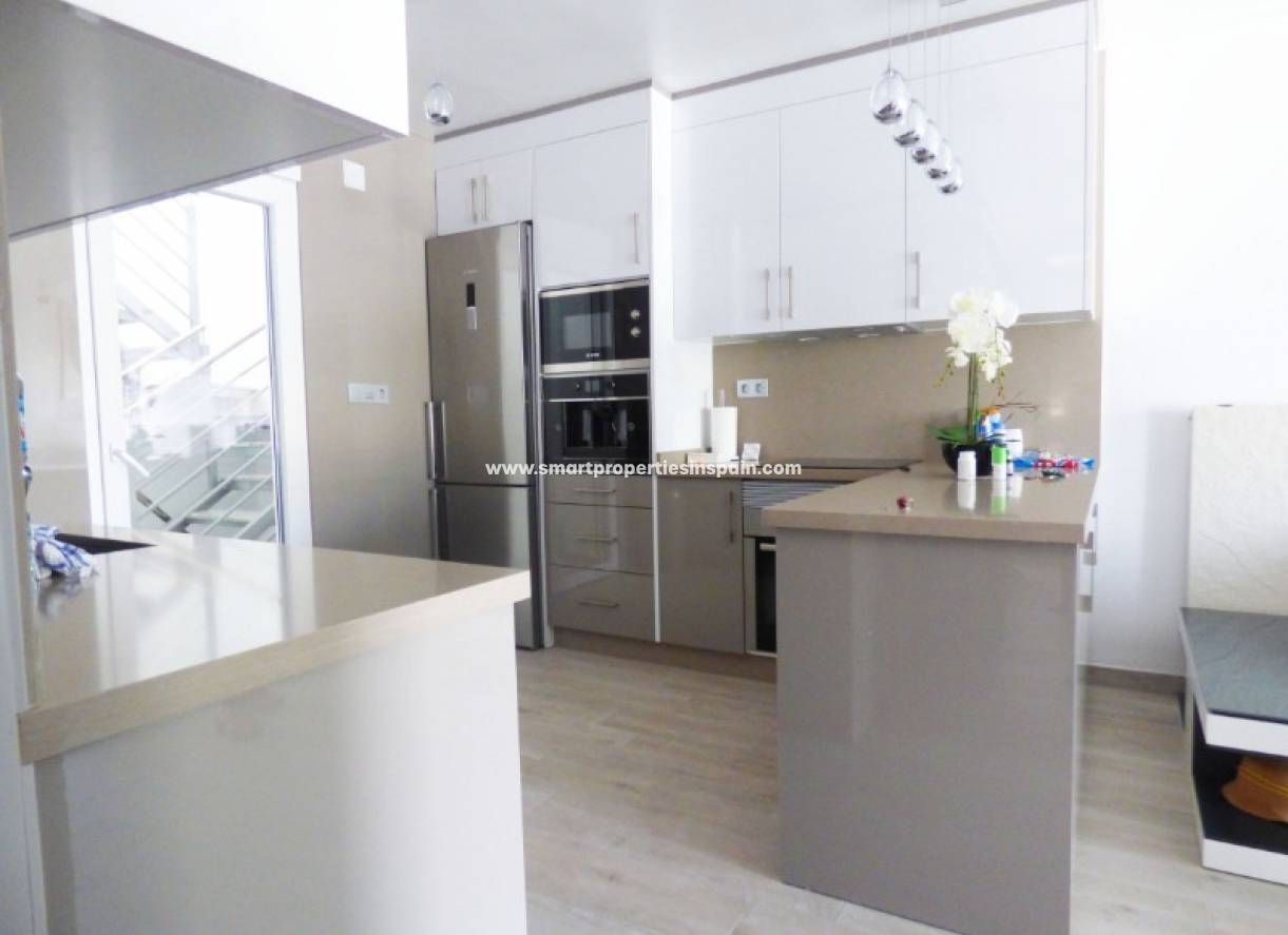 Wederverkoop - Semi Detached House - La Marina - Urbanización La Marina