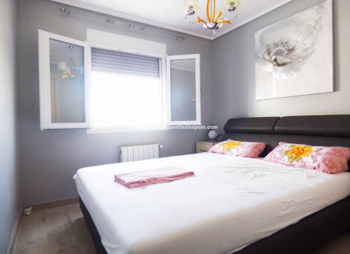 Wederverkoop - Semi Detached House - La Marina - Urbanización La Marina