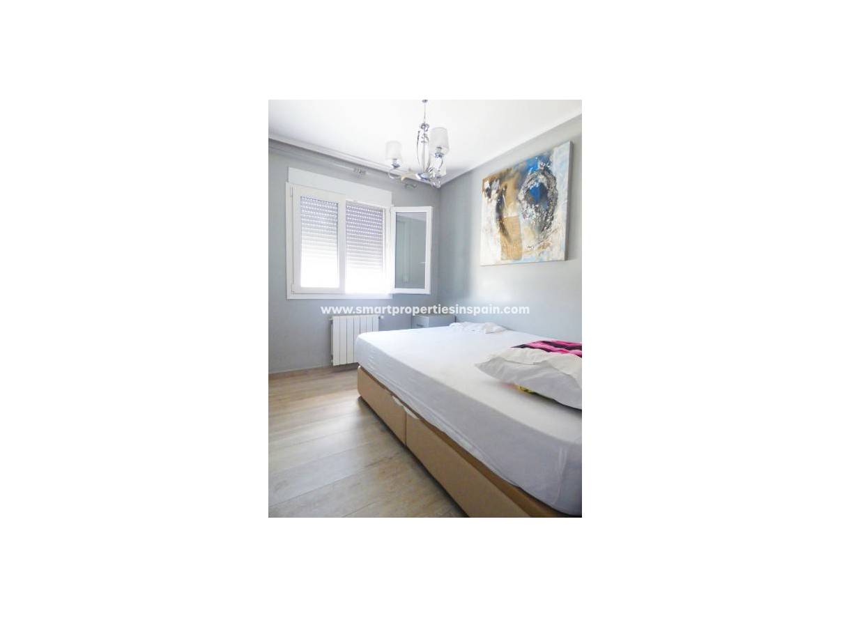 Wederverkoop - Semi Detached House - La Marina - Urbanización La Marina