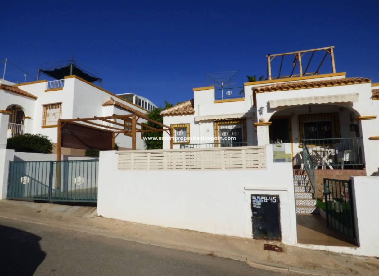 Wederverkoop - Semi Detached House - La Marina - Urbanización La Marina