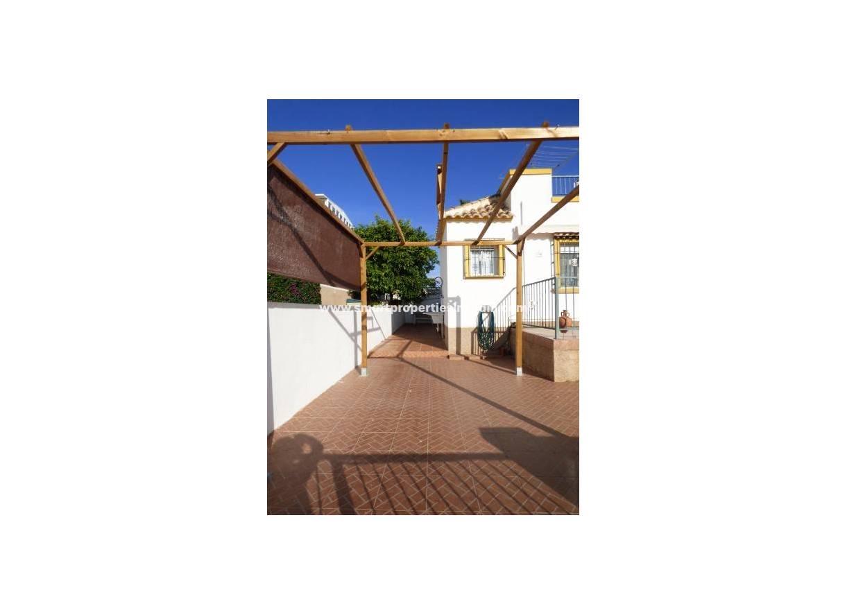 Wederverkoop - Semi Detached House - La Marina - Urbanización La Marina