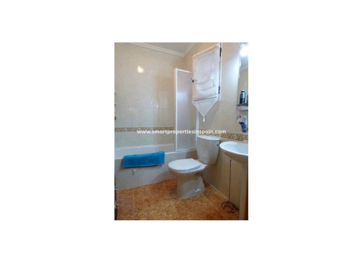Wederverkoop - Semi Detached House - La Marina - Urbanización La Marina