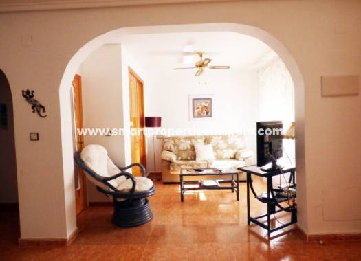 Wederverkoop - Semi Detached House - La Marina - Urbanización La Marina