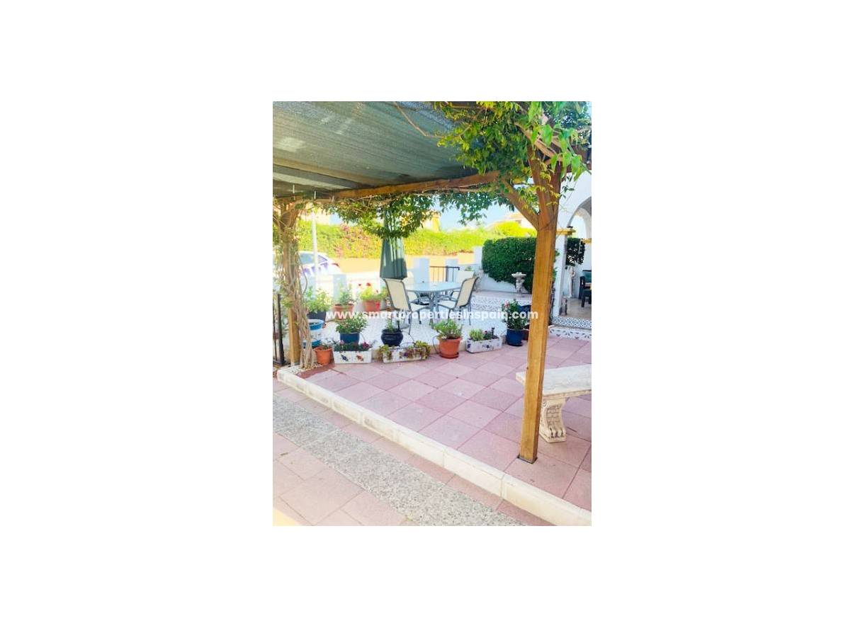Wederverkoop - Semi Detached House - La Marina - Urbanización La Marina