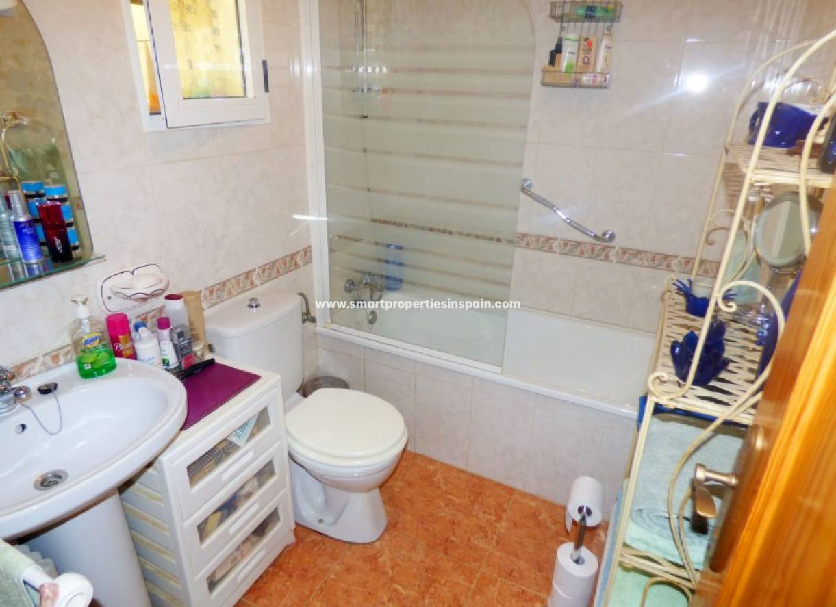 Wederverkoop - Semi Detached House - La Marina - Urbanización La Marina