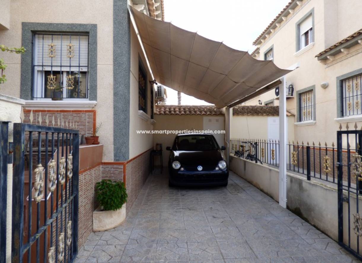 Wederverkoop - Semi Detached House - La Marina - Urbanización La Marina