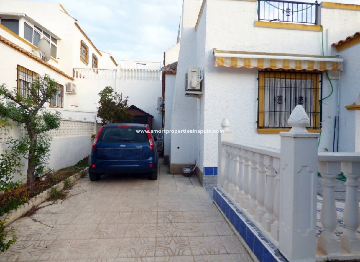 Wederverkoop - Semi Detached House - La Marina - Urbanización La Marina