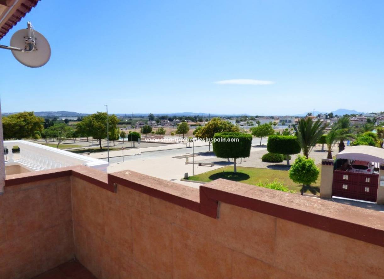 Wederverkoop - Semi Detached House - La Marina - Urbanización La Marina