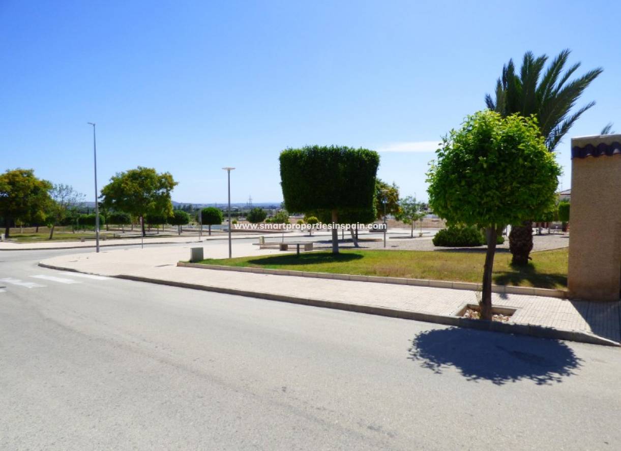 Wederverkoop - Semi Detached House - La Marina - Urbanización La Marina