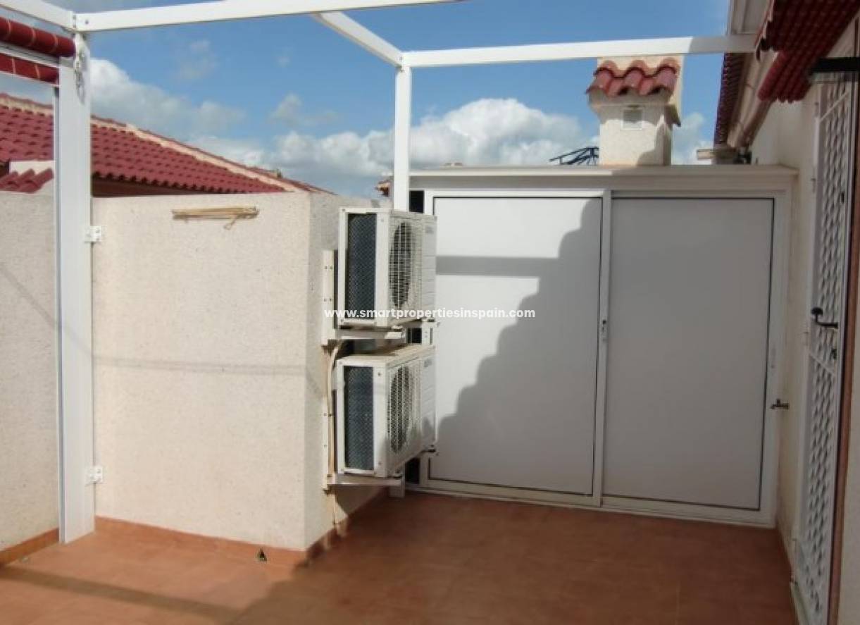 Wederverkoop - Semi Detached House - La Marina - Urbanización La Marina