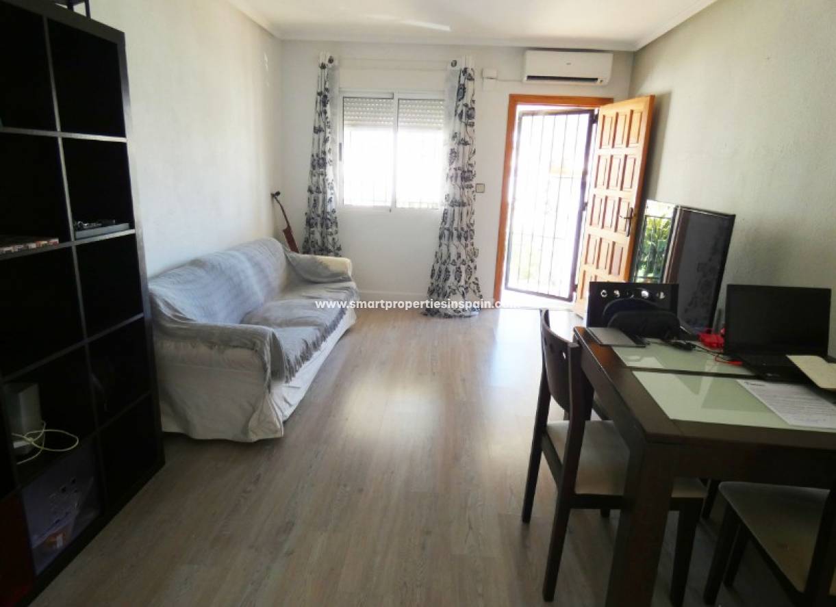 Wederverkoop - Semi Detached House - La Marina - Urbanización La Marina