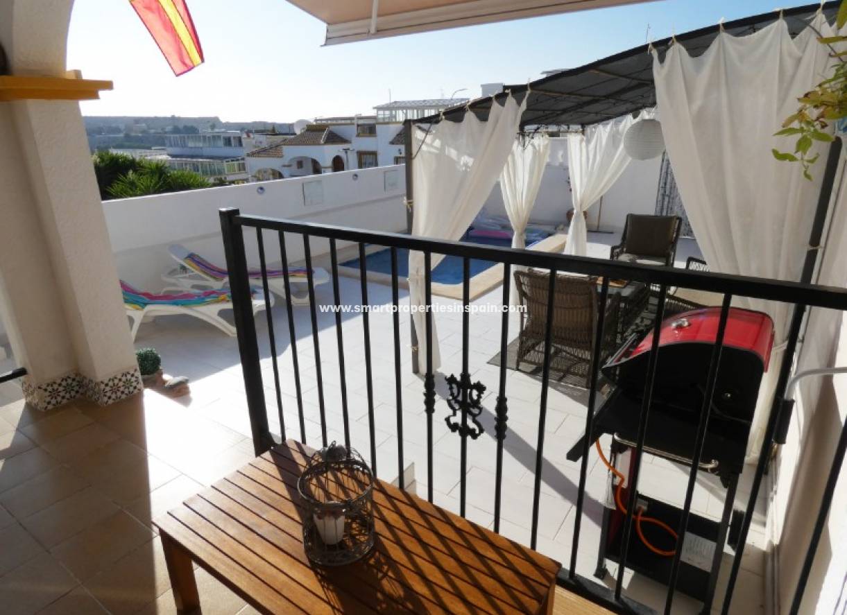 Wederverkoop - Semi Detached House - La Marina - Urbanización La Marina