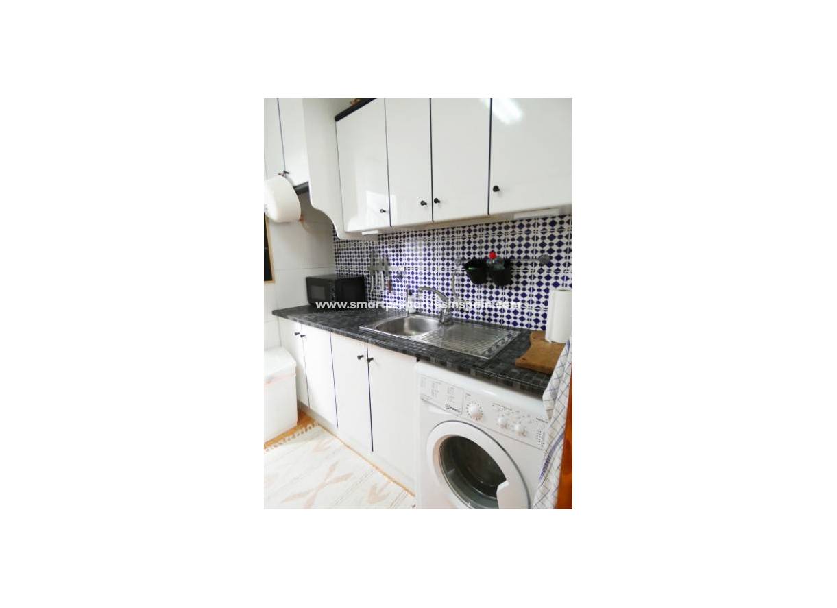 Wederverkoop - Semi Detached House - La Marina - Urbanización La Marina