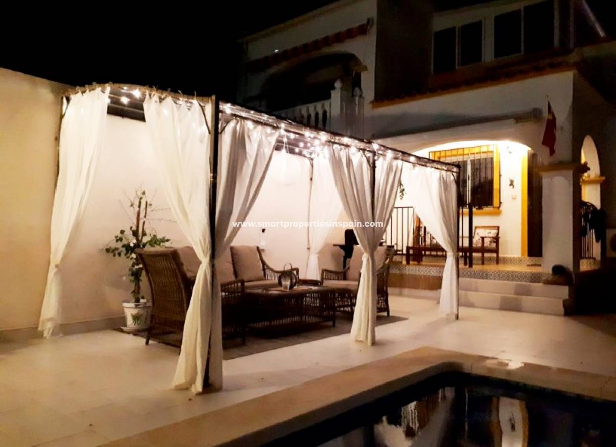 Wederverkoop - Semi Detached House - La Marina - Urbanización La Marina