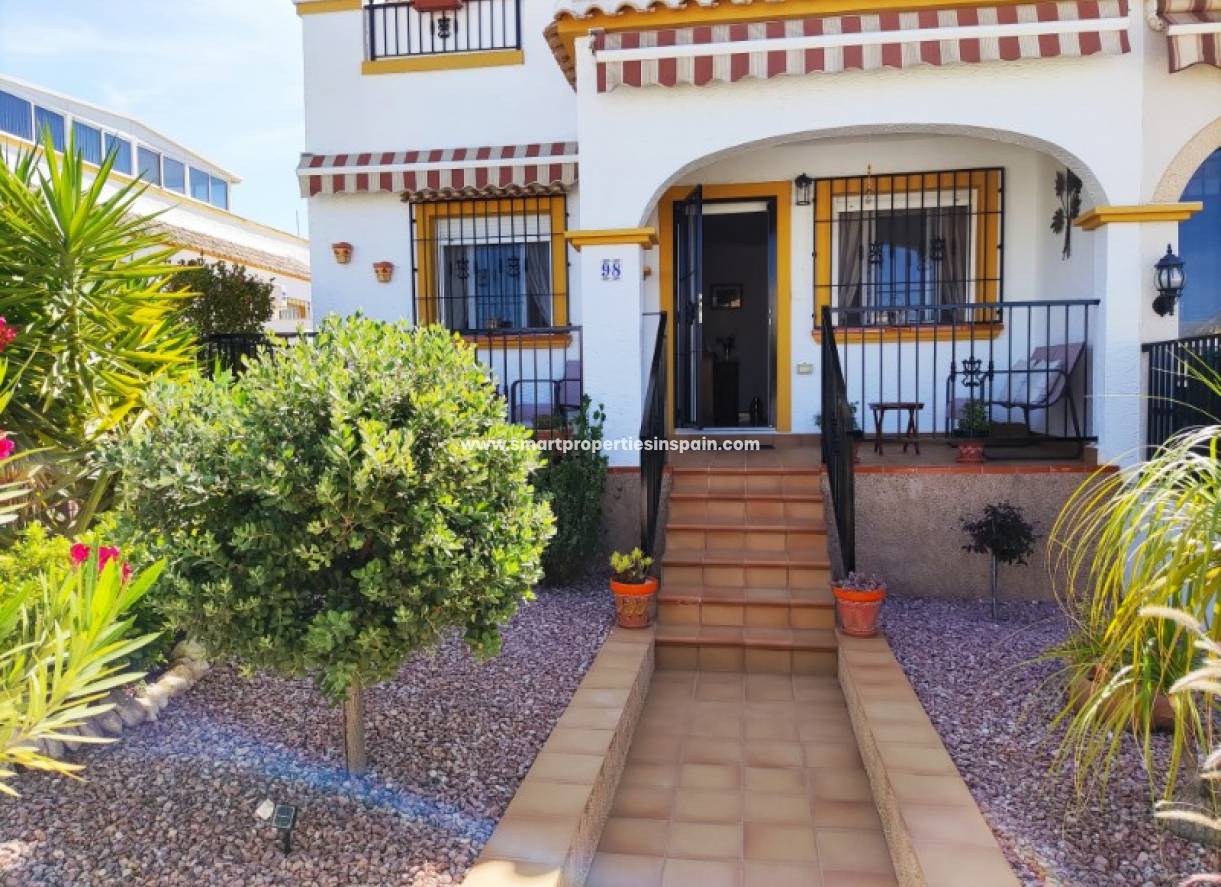 Wederverkoop - Semi Detached House - La Marina - Urbanización La Marina