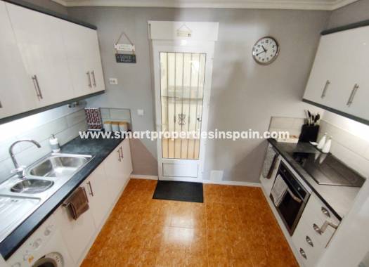 Wederverkoop - Semi Detached House - La Marina - Urbanización La Marina