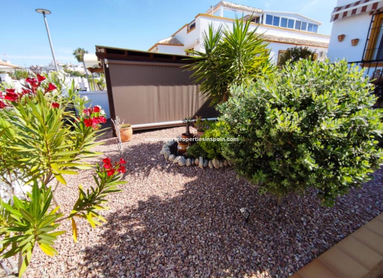 Wederverkoop - Semi Detached House - La Marina - Urbanización La Marina