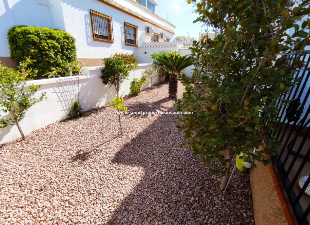 Wederverkoop - Semi Detached House - La Marina - Urbanización La Marina