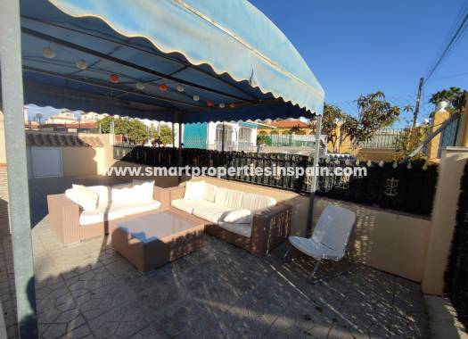 Wederverkoop - Semi Detached House - La Marina - Urbanización La Marina