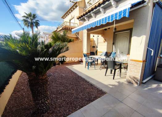 Wederverkoop - Semi Detached House - La Marina - Urbanización La Marina