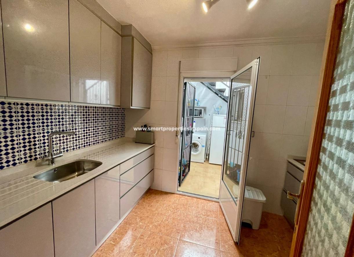 Wederverkoop - Semi Detached House - La Marina - Urbanización La Marina