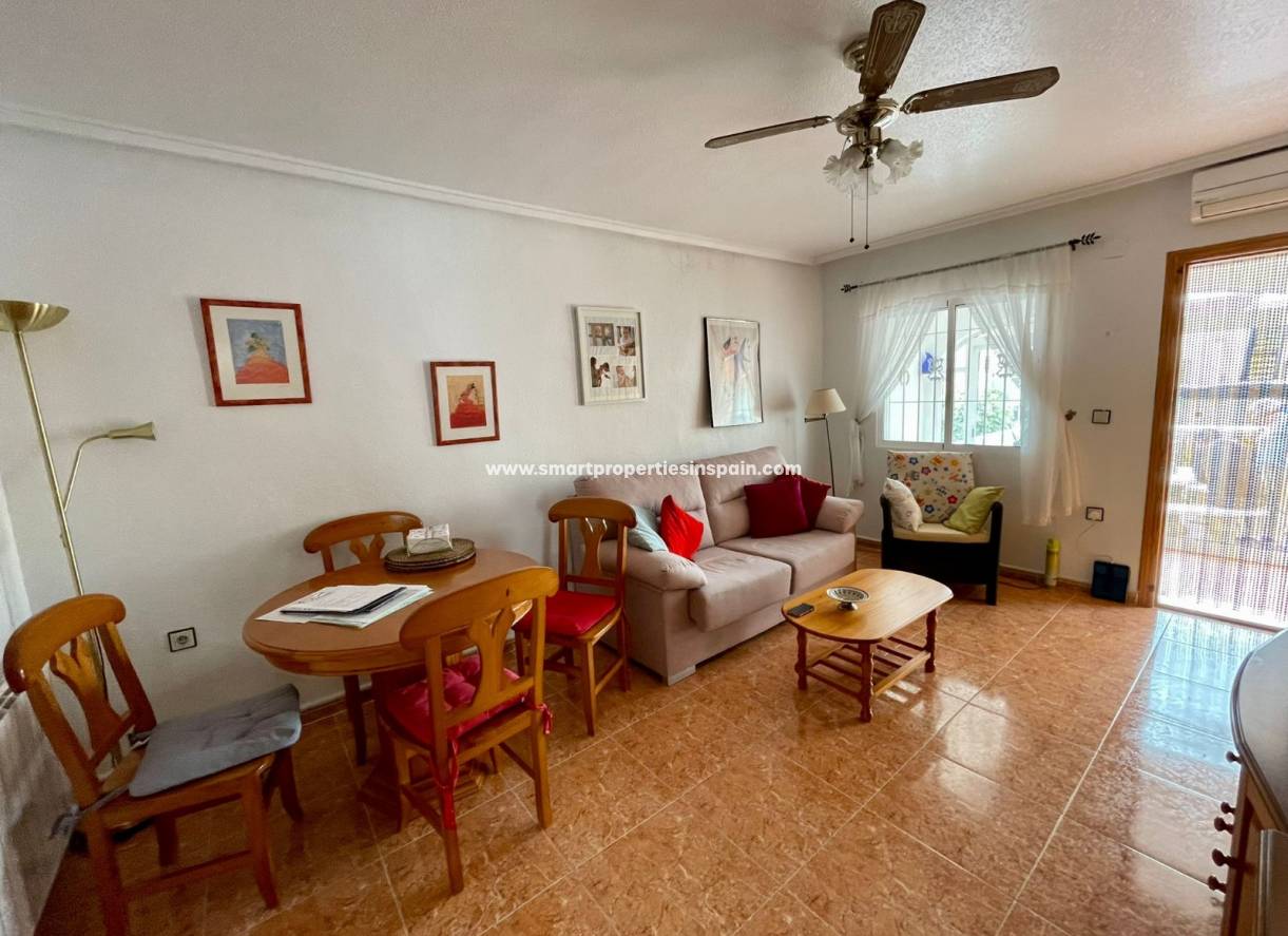 Wederverkoop - Semi Detached House - La Marina - Urbanización La Marina