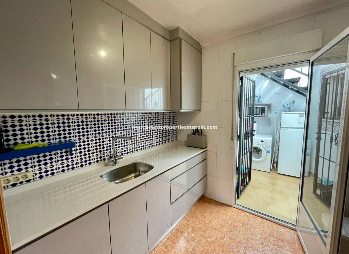 Wederverkoop - Semi Detached House - La Marina - Urbanización La Marina