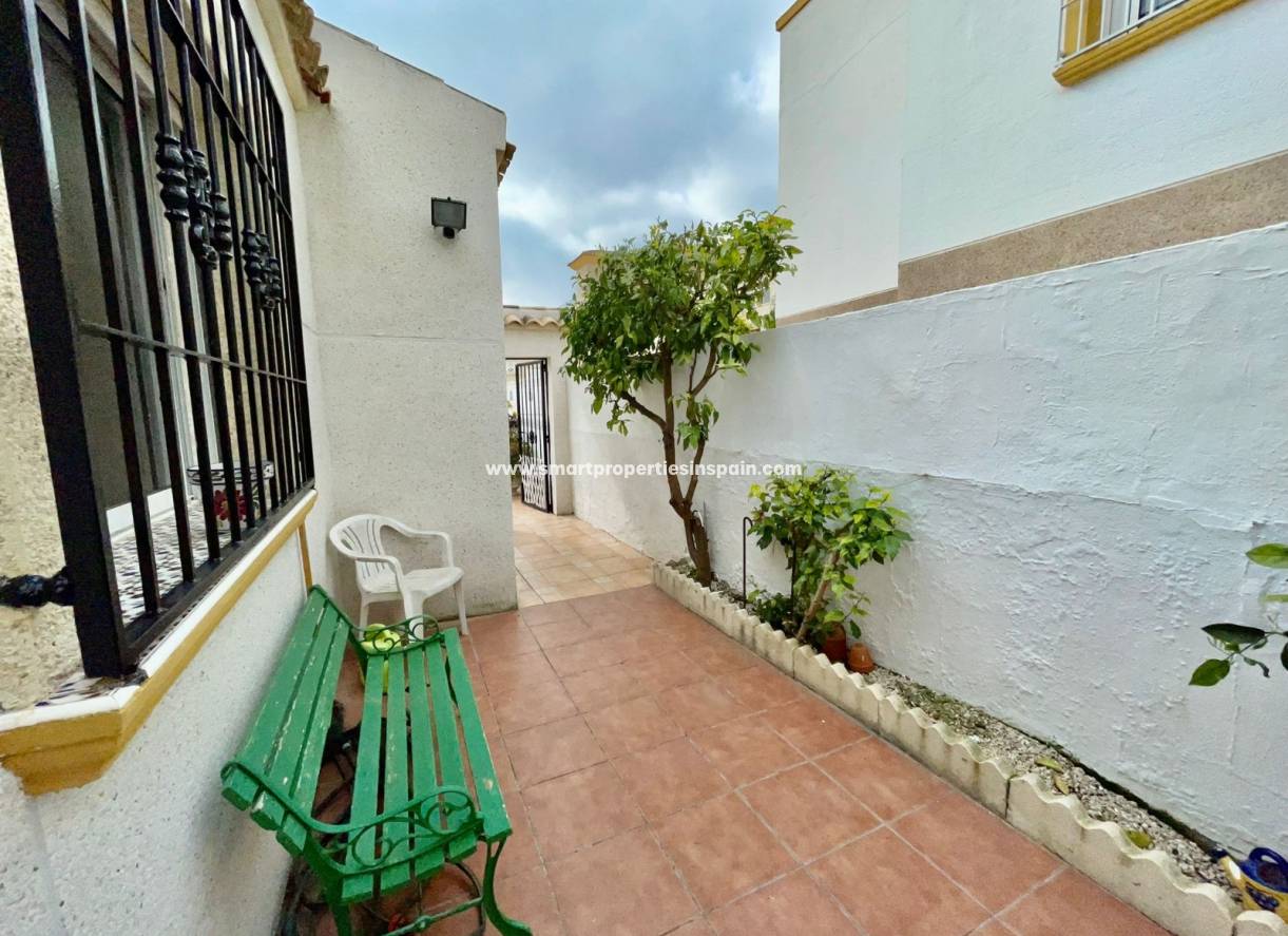 Wederverkoop - Semi Detached House - La Marina - Urbanización La Marina