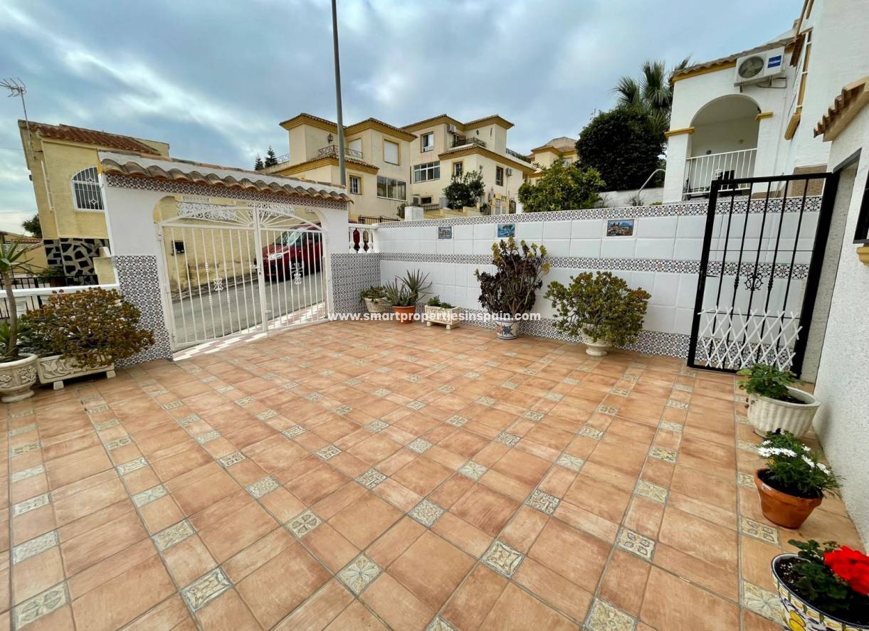 Wederverkoop - Semi Detached House - La Marina - Urbanización La Marina
