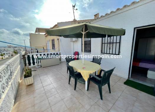 Wederverkoop - Semi Detached House - La Marina - Urbanización La Marina