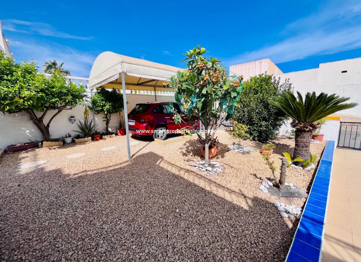 Wederverkoop - Semi Detached House - La Marina - Urbanización La Marina