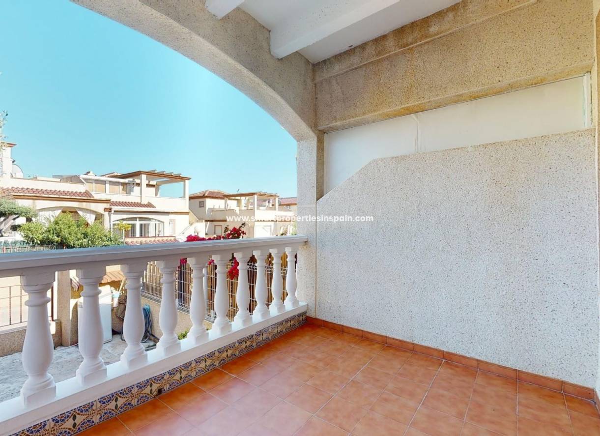 Wederverkoop - Semi Detached House - La Marina - Urbanización La Marina