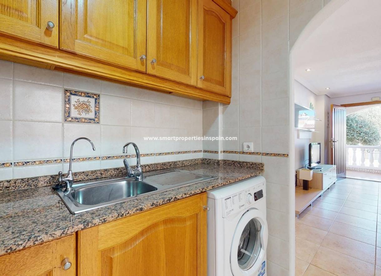 Wederverkoop - Semi Detached House - La Marina - Urbanización La Marina