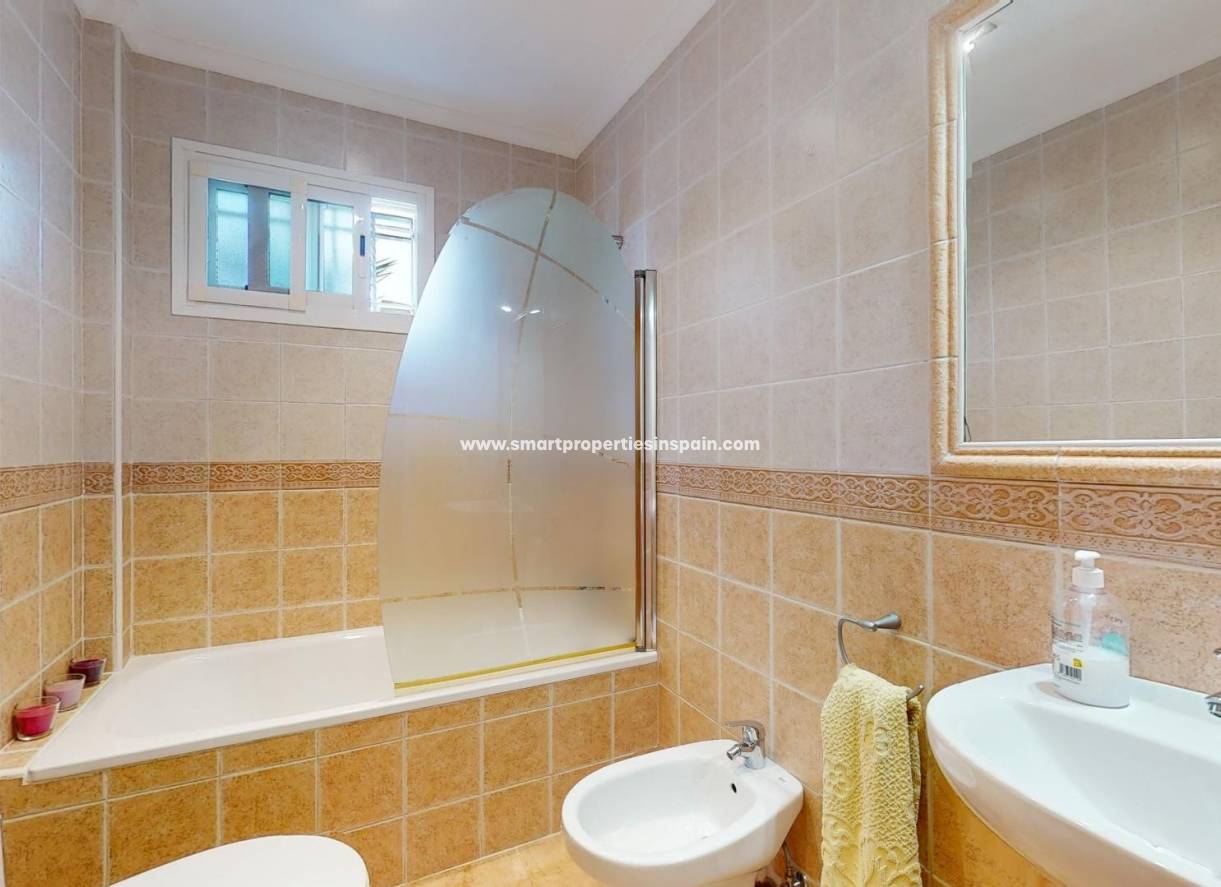 Wederverkoop - Semi Detached House - La Marina - Urbanización La Marina