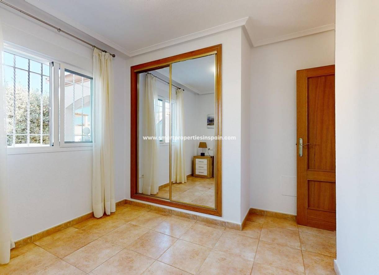 Wederverkoop - Semi Detached House - La Marina - Urbanización La Marina