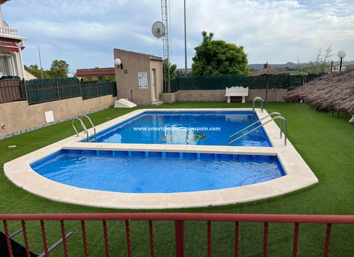 Wederverkoop - Semi Detached House - La Marina - Urbanización La Marina