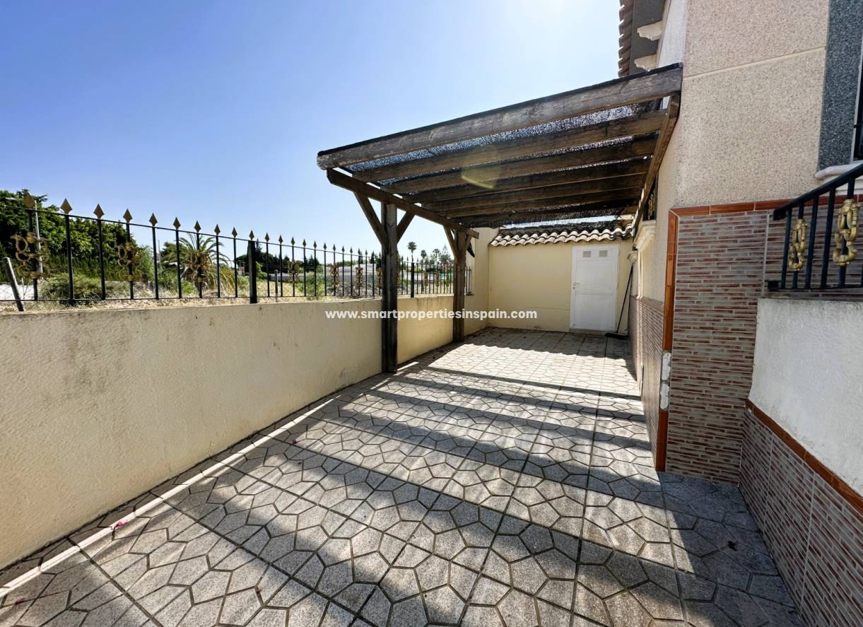 Wederverkoop - Semi Detached House - La Marina - Urbanizacion la marina