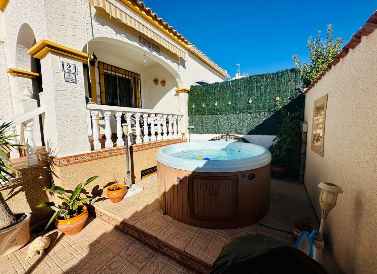 Wederverkoop - Semi Detached House - La Marina - Urbanización La Marina