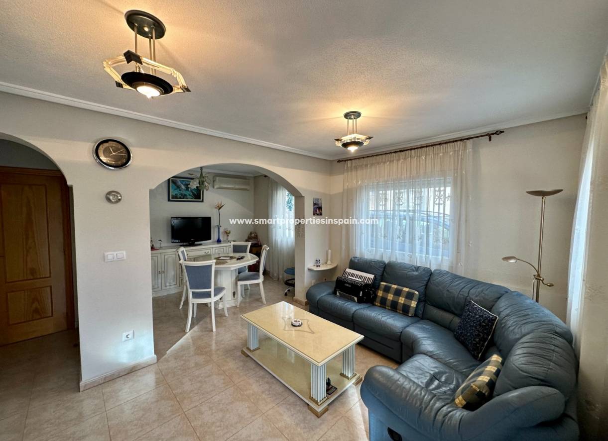 Wederverkoop - Semi Detached House - La Marina - Urbanización La Marina