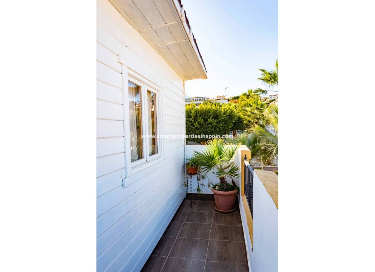 Wederverkoop - Semi Detached House - La Marina - Urbanización La Marina