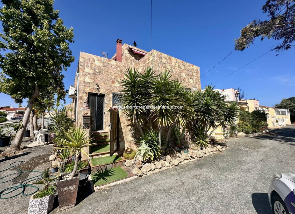 Wederverkoop - Semi Detached House - La Marina - Urbanización La Marina