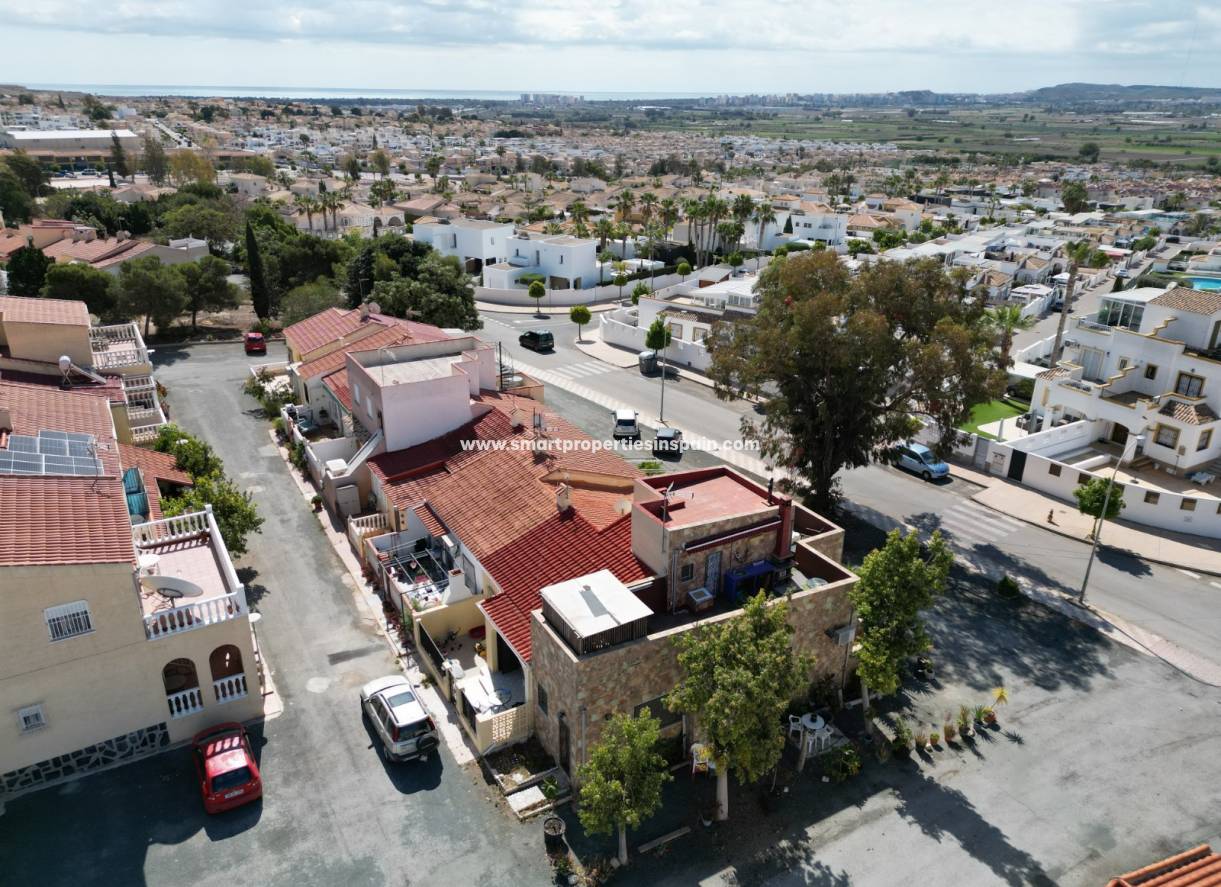 Wederverkoop - Semi Detached House - La Marina - Urbanización La Marina