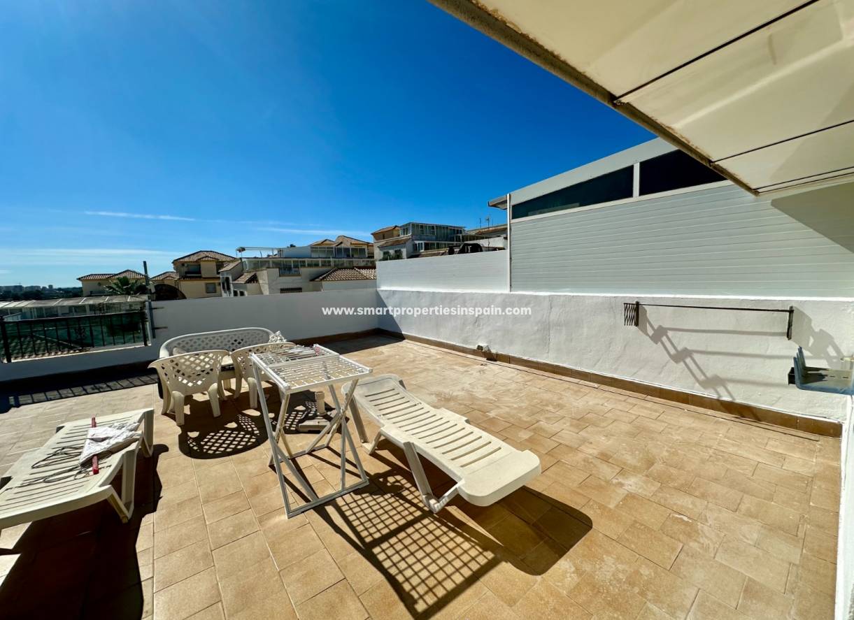 Wederverkoop - Semi Detached House - La Marina - Urbanización La Marina