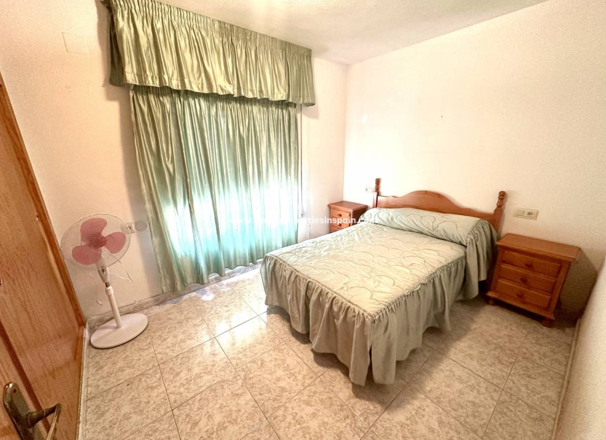 Wederverkoop - Semi Detached House - La Marina - Urbanización La Marina