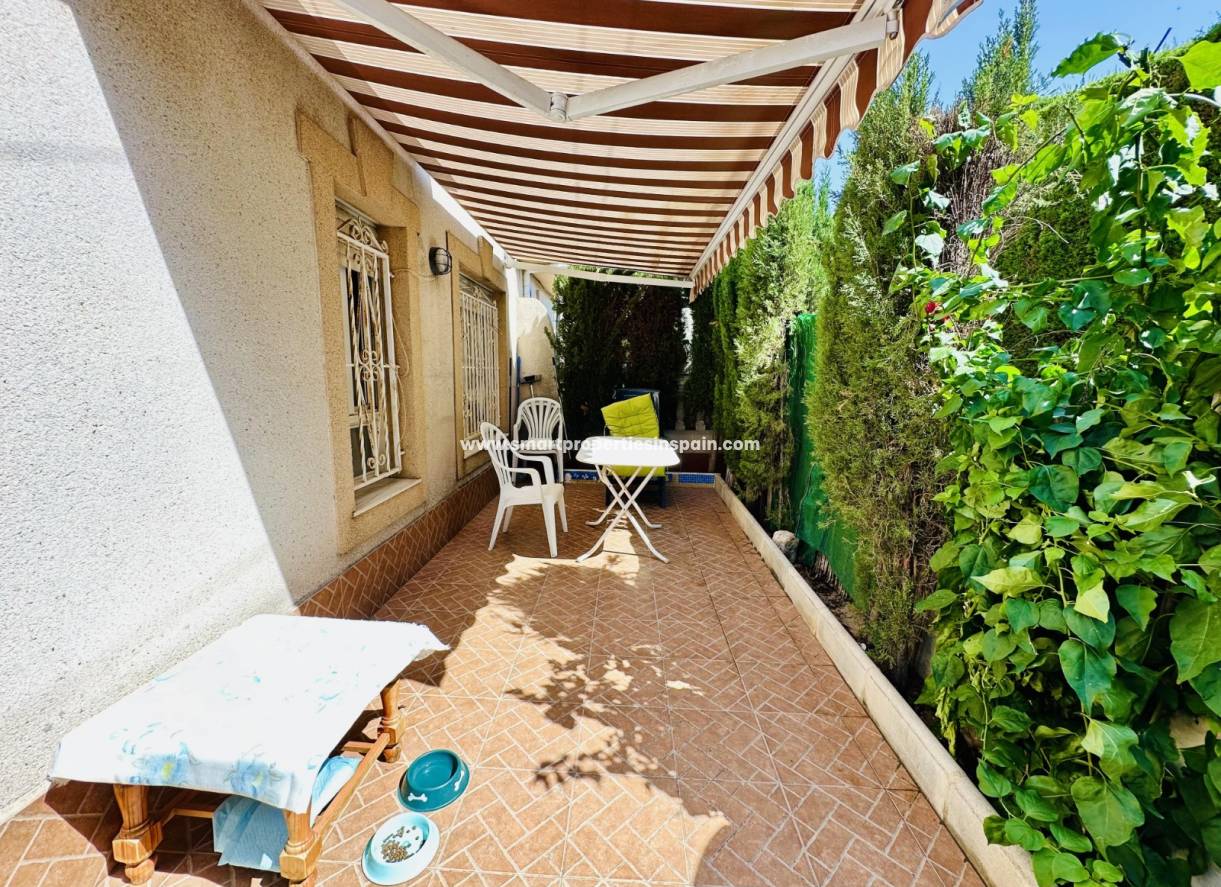 Wederverkoop - Semi Detached House - La Marina - Urbanización La Marina